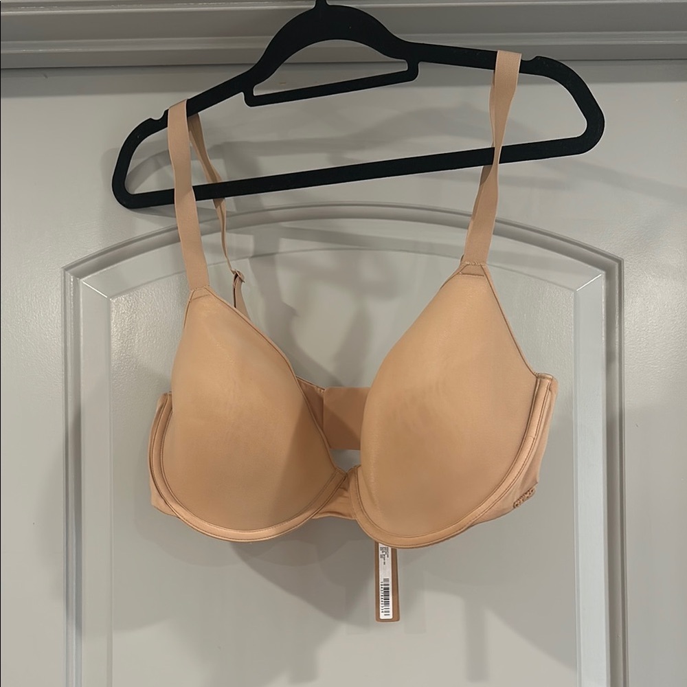 SKIMS Nude T-Shirt Bra with Unlined Cups and Underwire Support